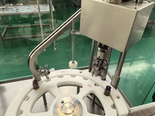 Купить Машина для закрывания флаконов для 2-500 мл медицинских флаконов со стандартом GMP, многоствольными лезвиями для закрывания, высокоскоростным закрытием онлайн изготовление